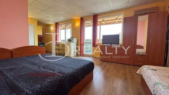 Chambre; parquet, lumière naturelle, style moderne