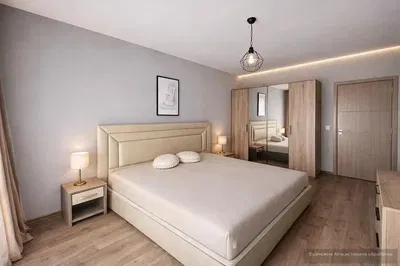 Camera da letto; pavimento in legno, luce naturale