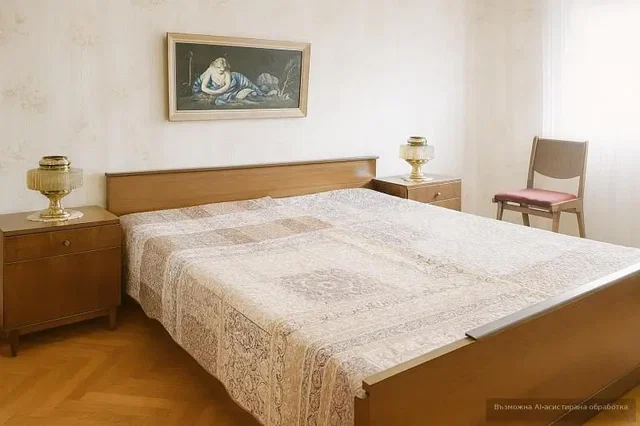 Camera da letto; pavimento in legno, luce naturale