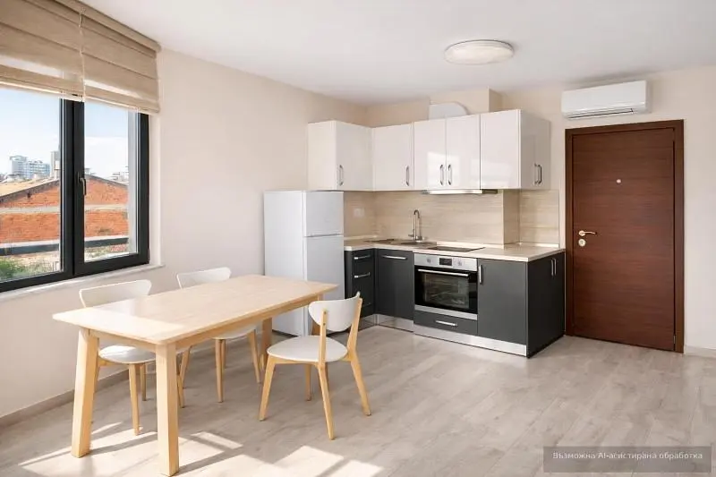 Mutfak; mutfak aletleri, fayans zemin, doğal ışık