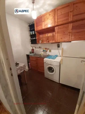 Kuhinja; kuhinjski aparati, pločice