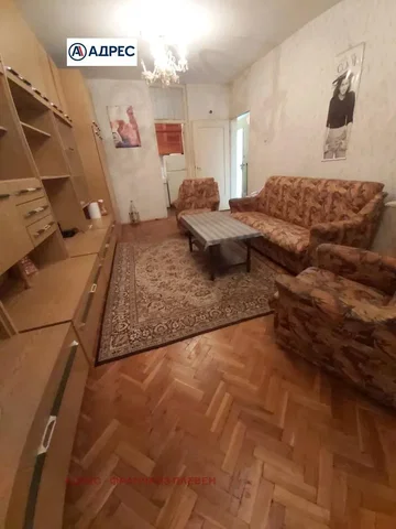 غرفة معيشة; أرضية خشبية, أسلوب ريفي