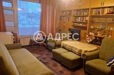 Obývačka; výhľad, rustikálny štýl