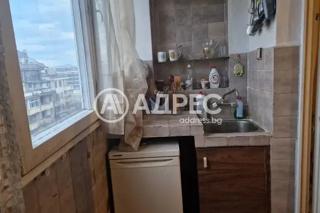 Kuchyňa; kuchynské spotrebiče, výhľad