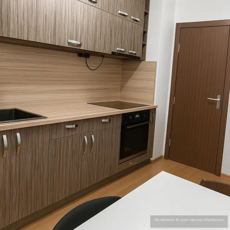 Cucina; elettrodomestici, ristrutturato, luce naturale, stile moderno