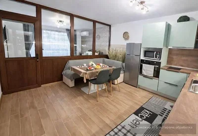 Cucina; elettrodomestici, pavimento in piastrelle, luce naturale, stile moderno