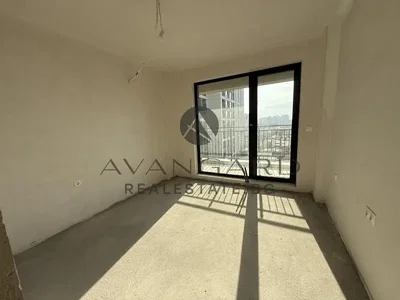 Ostalo; pogled, potrebna renovacija, prirodno svjetlo