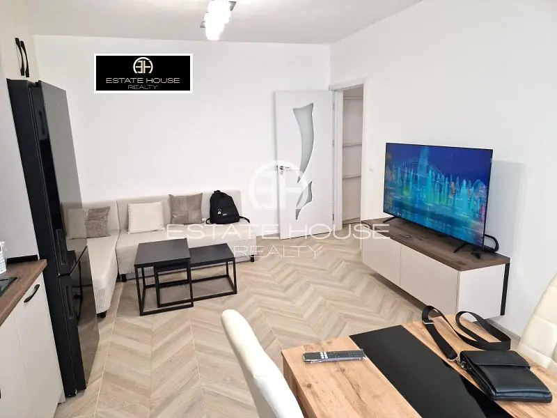 Soggiorno; stile moderno, pavimento in piastrelle