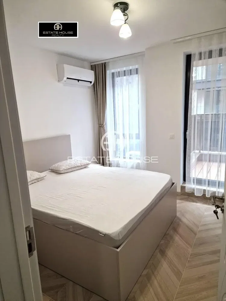 Camera da letto; luce naturale