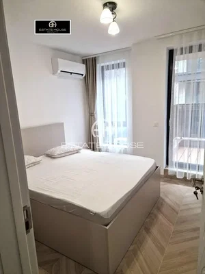 Camera da letto; luce naturale