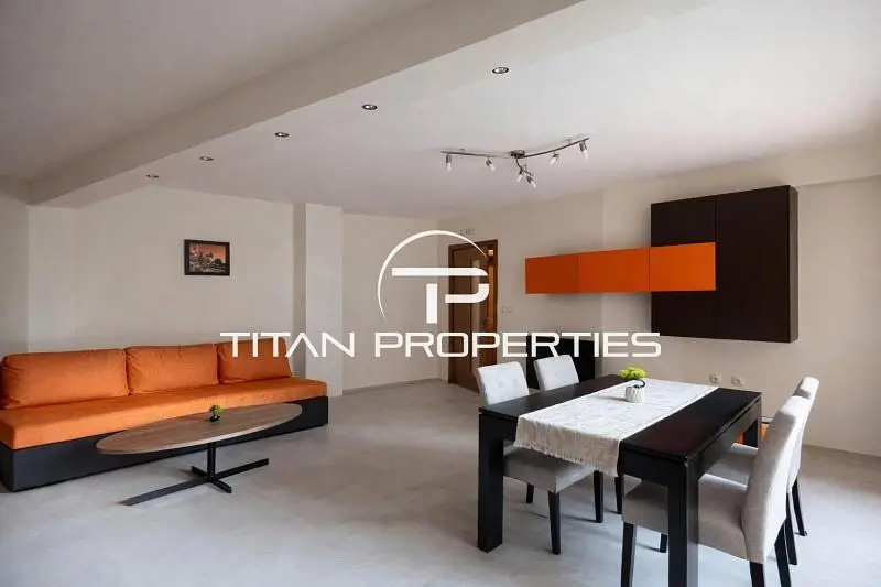 Wohnzimmer; moderner stil, tageslicht