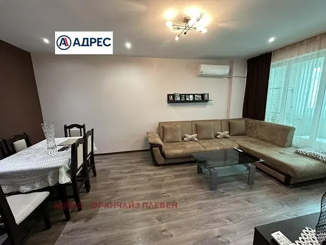 غرفة معيشة; ضوء طبيعي, أسلوب عصري