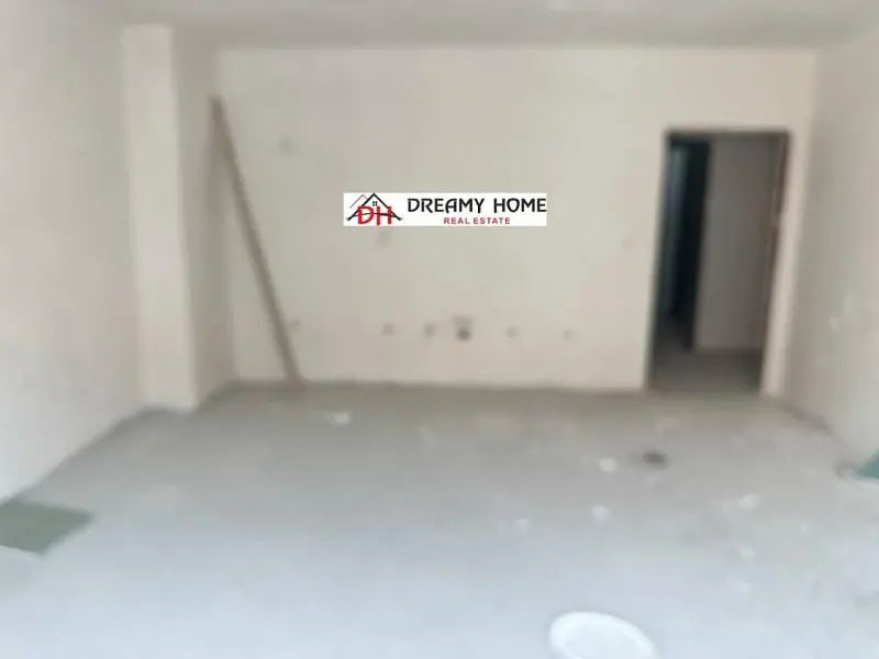 Остало; потребна реновација, природно светло