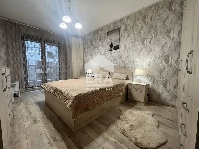 Camera da letto; luce naturale, stile moderno