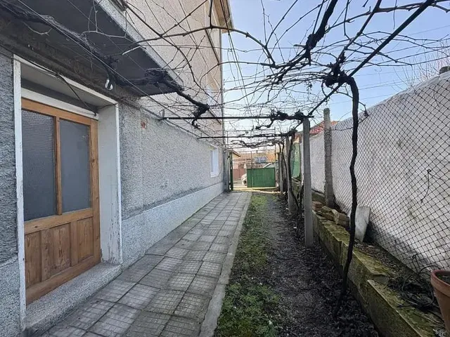 المنزل والمناطق المحيطة