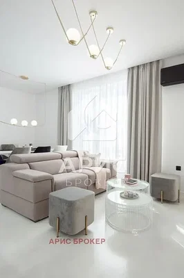Soggiorno; luce naturale, stile moderno