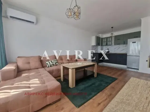 Soggiorno; vista, luce naturale, stile moderno