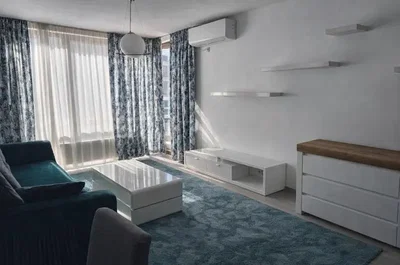 Soggiorno; luce naturale, stile moderno