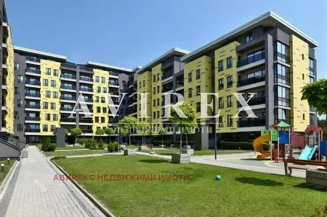 Haus und umgebung; blick