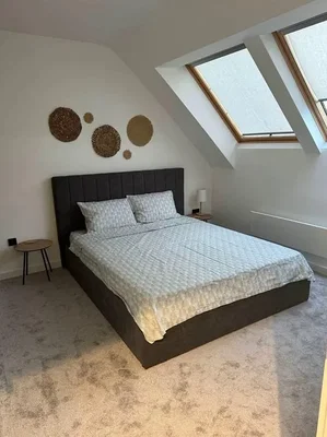 Schlafzimmer; tageslicht, moderner stil