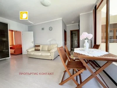 Wohnzimmer; tageslicht