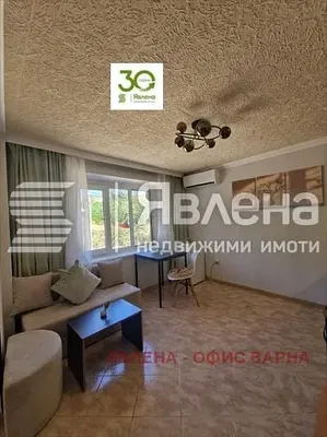 Wohnzimmer; fliesenboden, tageslicht, moderner stil