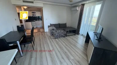 Oturma odası; manzara, doğal ışık