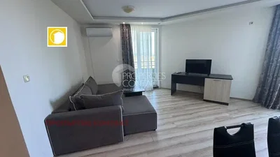 Oturma odası; doğal ışık, modern stil