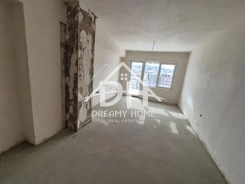 Autre; nécessite rénovation, lumière naturelle, vue