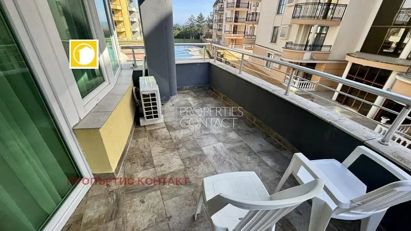 Balkon; manzara, fayans zemin