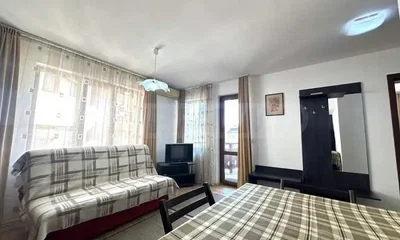 Oturma odası; doğal ışık, modern stil