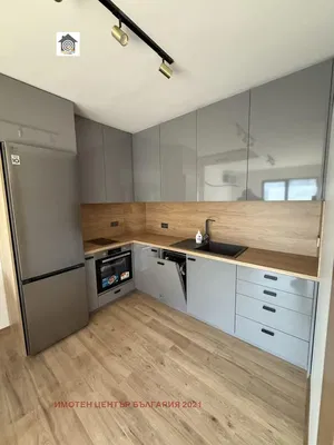 Кухиња; кухињски апарати, реновиран, природно светло, модерни стил