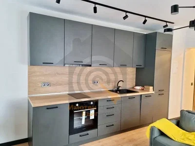 Mutfak; mutfak aletleri, modern stil, tadilatlı, doğal ışık
