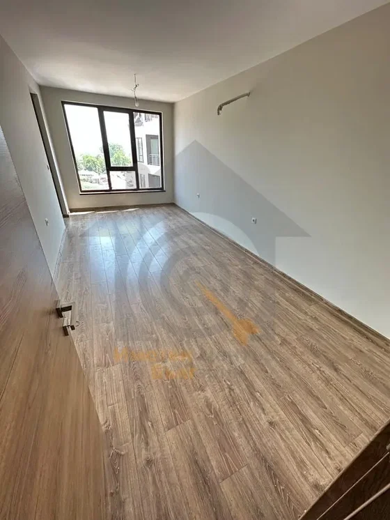 Dnevni boravak; pločice, prirodna svjetlost