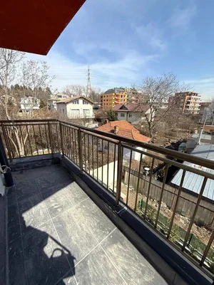 Balkon; manzara, fayans zemin