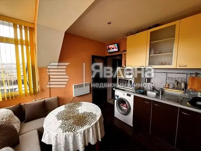 Cuisine; vue, électroménager