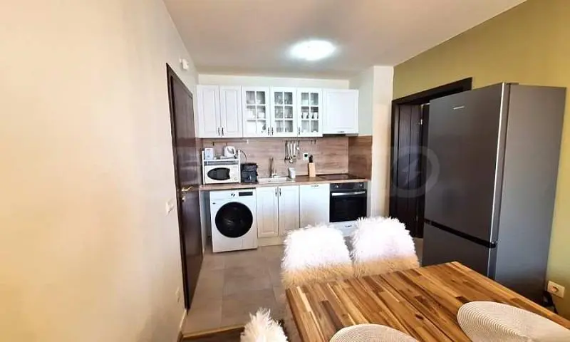 Kuchyně; kuchyňské spotřebiče, dlažba