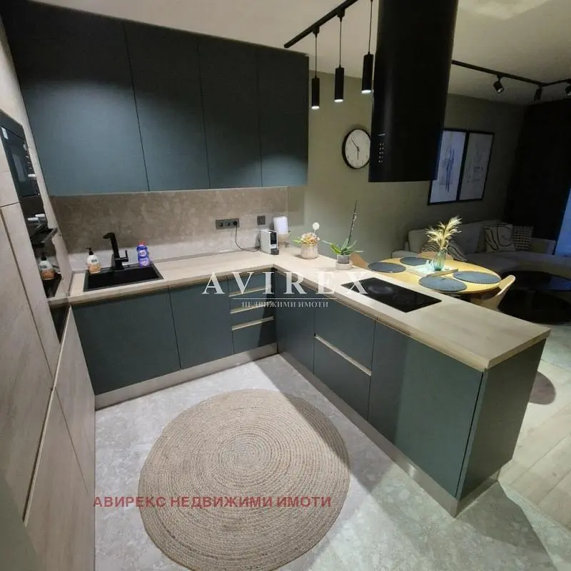 Kuchyně; kuchyňské spotřebiče, moderní styl, po rekonstrukci