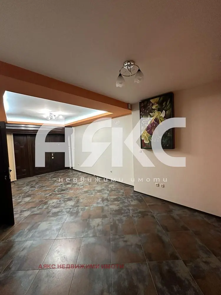 Ostatní; dlažba