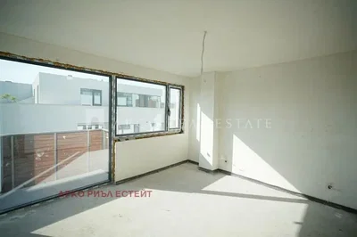 Ostatní; přirozené světlo, nutná rekonstrukce, výhled