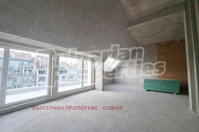 Ostatní; výhled, nutná rekonstrukce, přirozené světlo