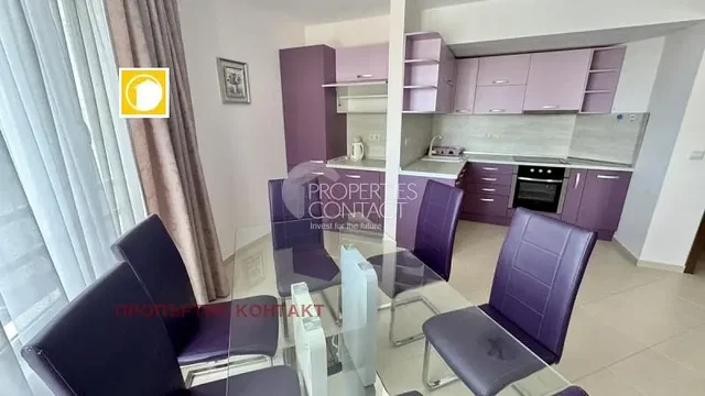 Kuchyně; kuchyňské spotřebiče, dlažba