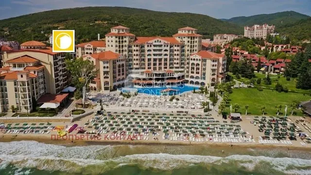 Dům a okolí; výhled, komerční