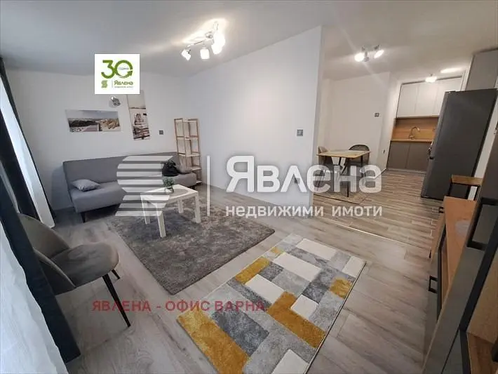 Soggiorno; vista, stile moderno, pavimento in legno, luce naturale