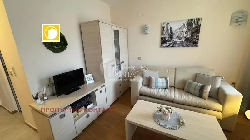 Soggiorno; stile moderno, luce naturale