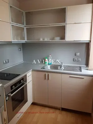 Kuhinja; kućanski aparati, renoviran