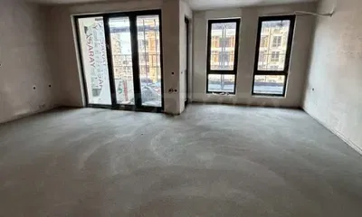 Autre; lumière naturelle, nécessite rénovation