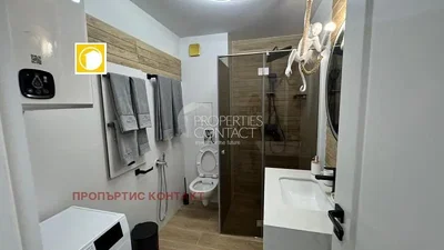 Koupelna; dlažba, po rekonstrukci, přirozené světlo, moderní styl