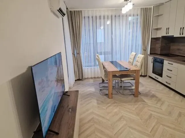 Cucina; luce naturale