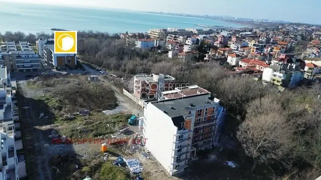 المنزل والمناطق المحيطة; إطلالة